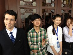 中意坤学校外教在武汉自主招生